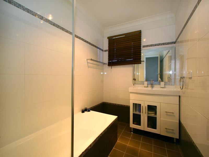 3 Ferntree Place, Barrack Heights NSW 2528