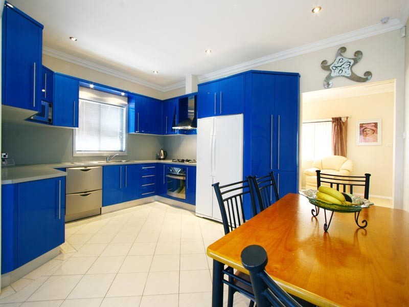 102 The Boulevard, Oak Flats NSW 2529