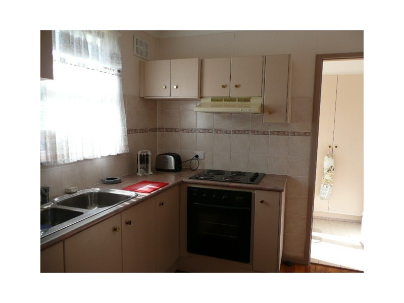 100 Lake Entrance Road, Mount Warrigal NSW 2528