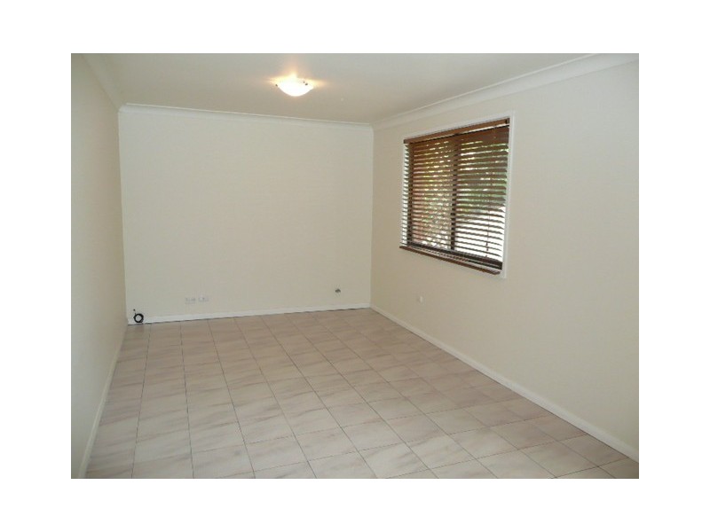 48 Little Lake Crescent, Warilla NSW 2528