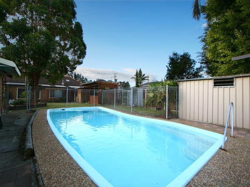 111 Reddall Parade, Lake Illawarra NSW 2528