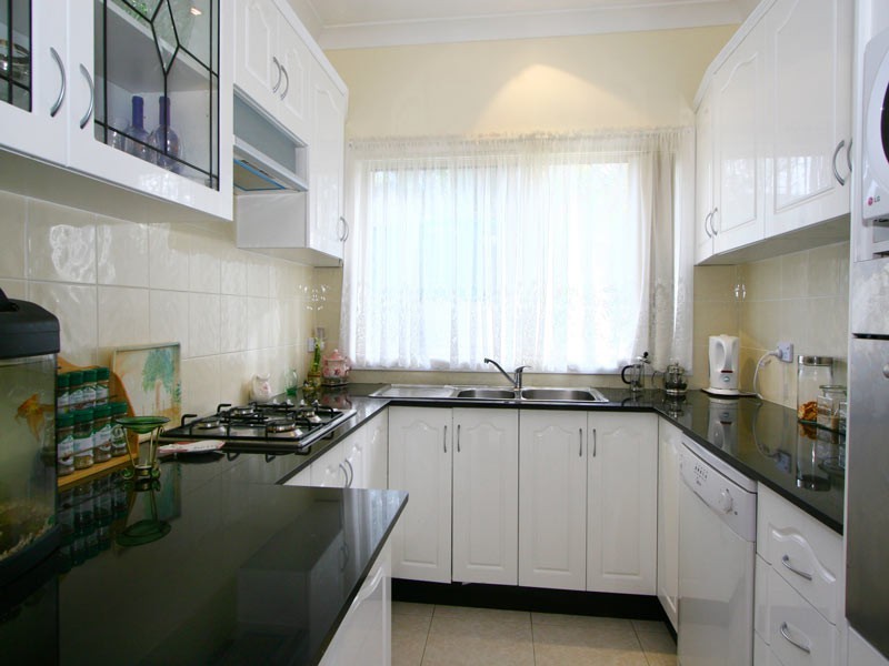 34 The Kingsway, Barrack Heights NSW 2528