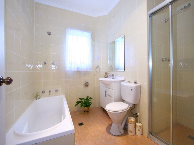 34 The Kingsway, Barrack Heights NSW 2528