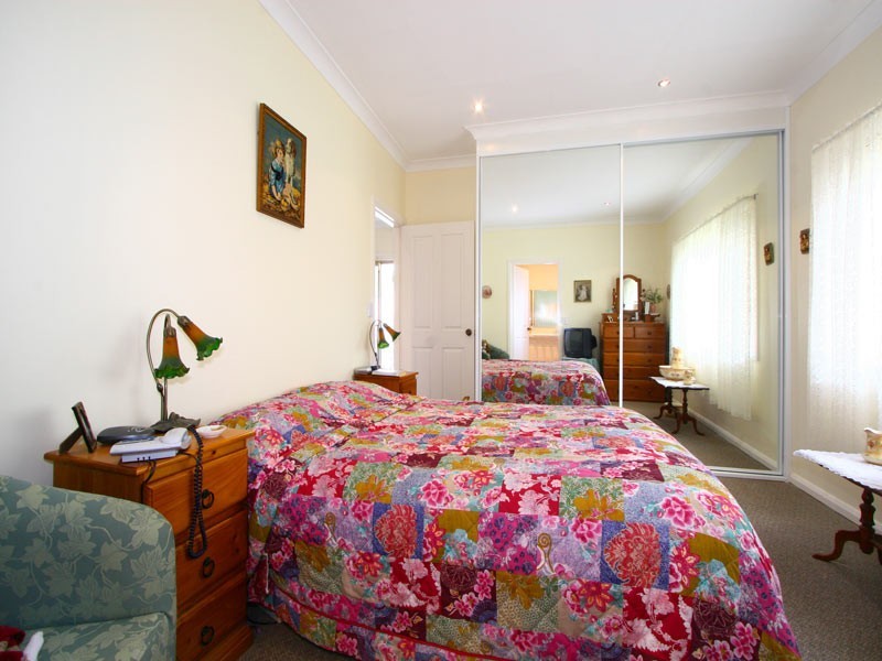 34 The Kingsway, Barrack Heights NSW 2528