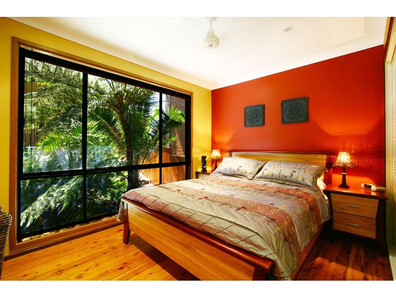 23 Matthews Drive, Mount Warrigal NSW 2528