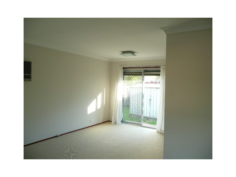 5 Armstrong Avenue, Mount Warrigal NSW 2528