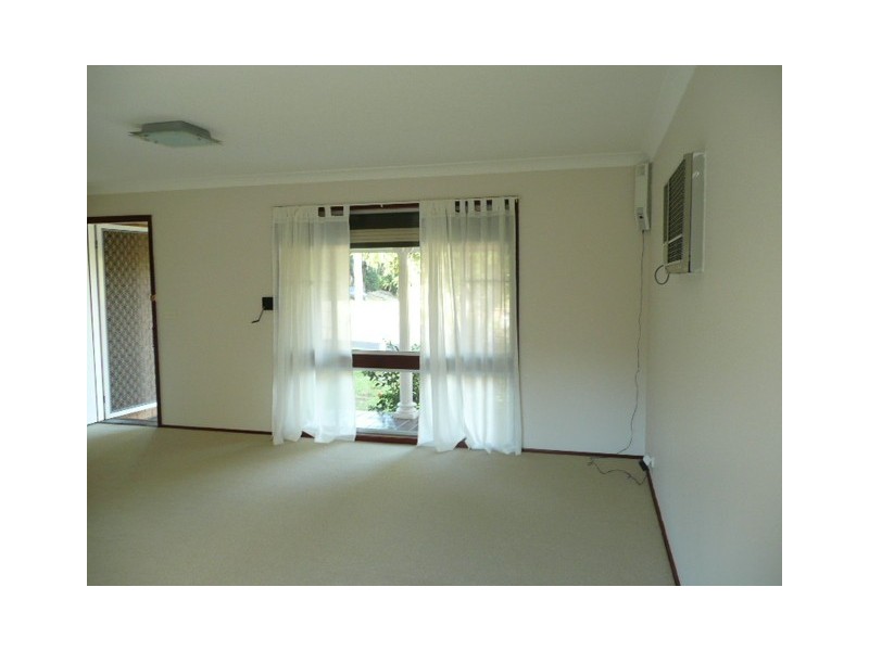 5 Armstrong Avenue, Mount Warrigal NSW 2528