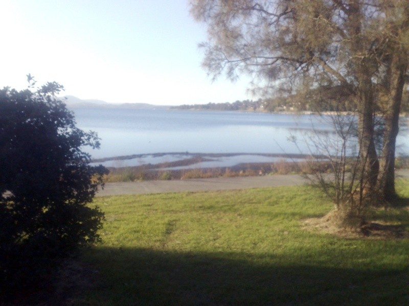 73 The Esplanade, Oak Flats NSW 2529