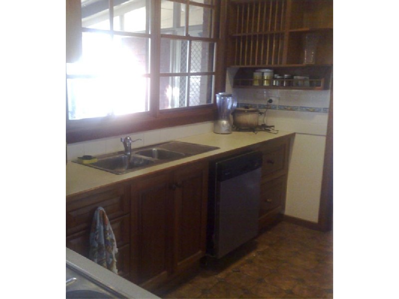 73 The Esplanade, Oak Flats NSW 2529