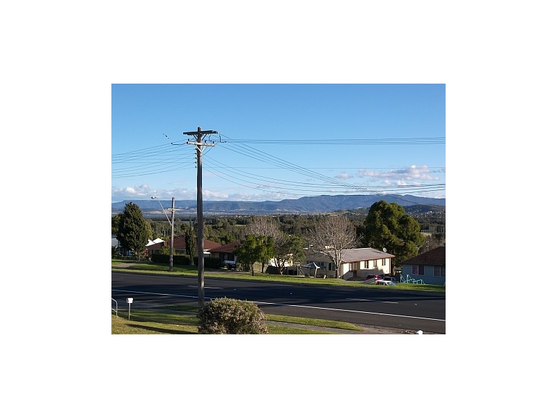 516 Northcliffe Drive, Berkeley NSW 2506