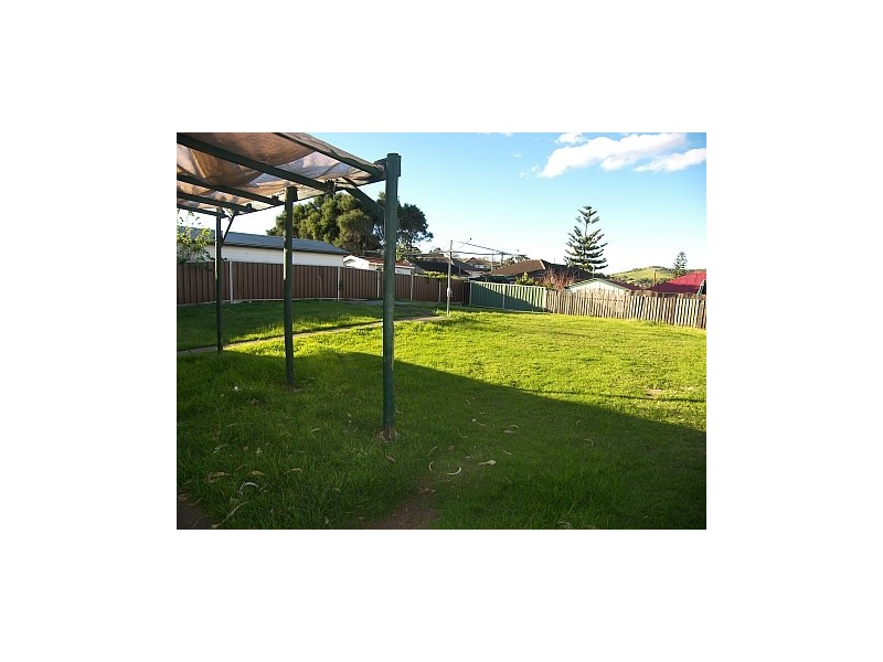 516 Northcliffe Drive, Berkeley NSW 2506