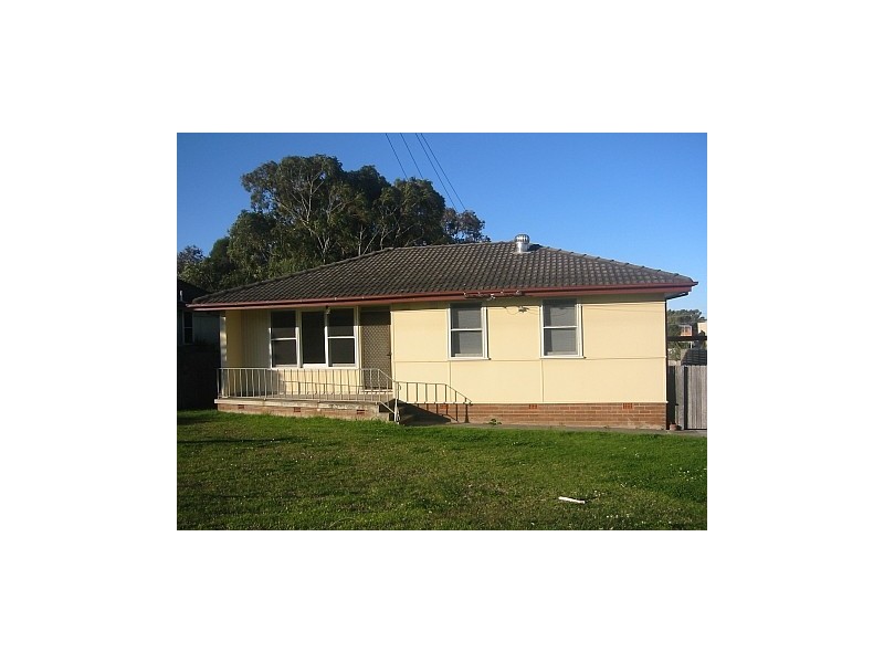 19 Gasnier Road, Barrack Heights NSW 2528