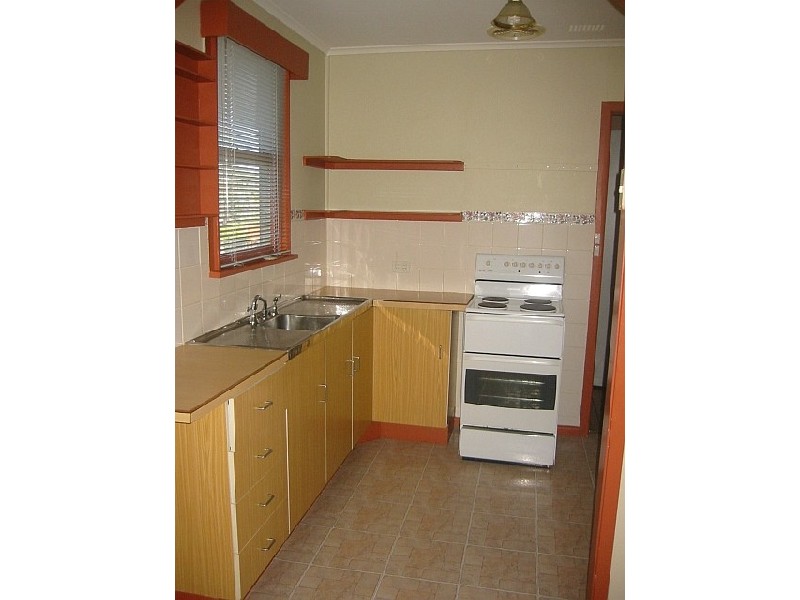 19 Gasnier Road, Barrack Heights NSW 2528