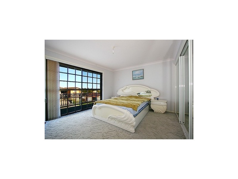 68 Shearwater Drive, Berkeley NSW 2506