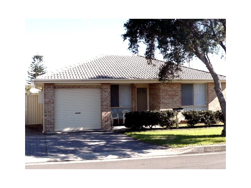 2/17 Belfast Avenue, Warilla NSW 2528