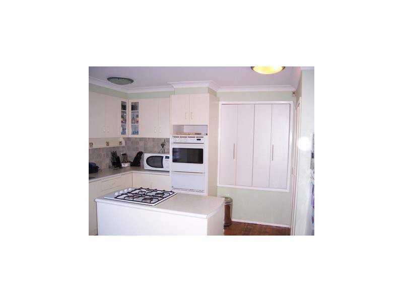 14 Gipps Crescent, Barrack Heights NSW 2528