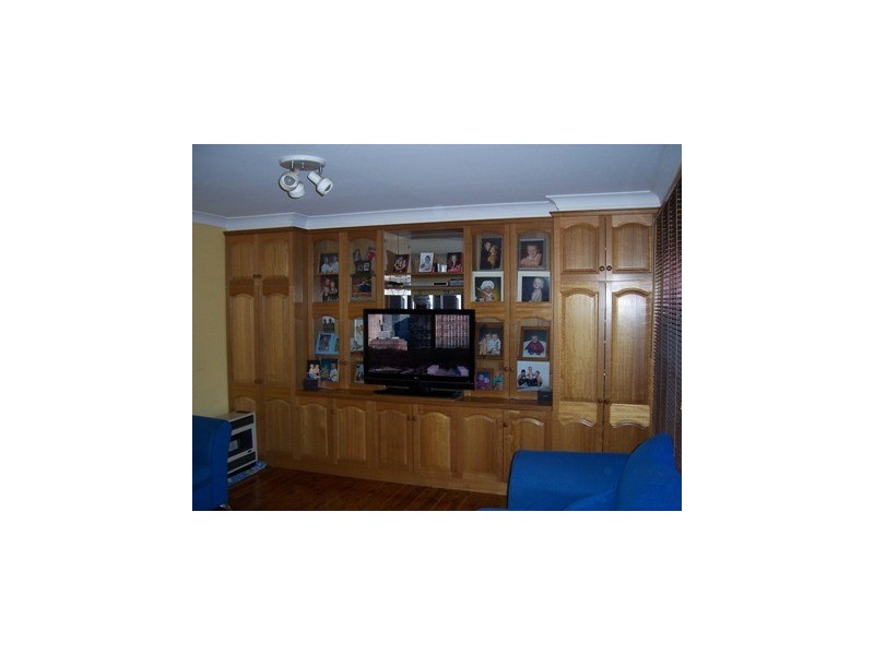 14 Gipps Crescent, Barrack Heights NSW 2528