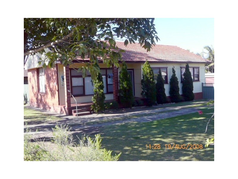 38 Anne Street, Warilla NSW 2528