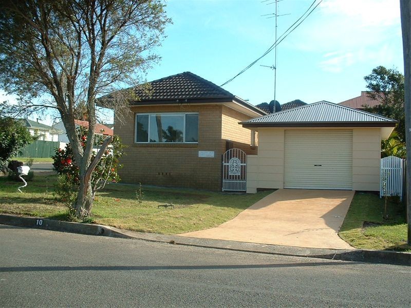 1/10 Lagoon Street, Barrack Heights NSW 2528
