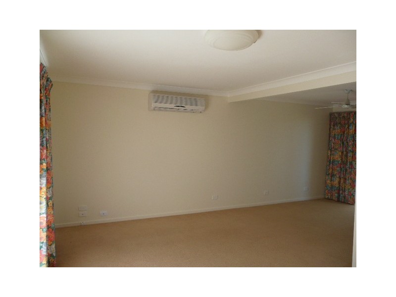 43 Ocean Beach Drive, Shellharbour NSW 2529