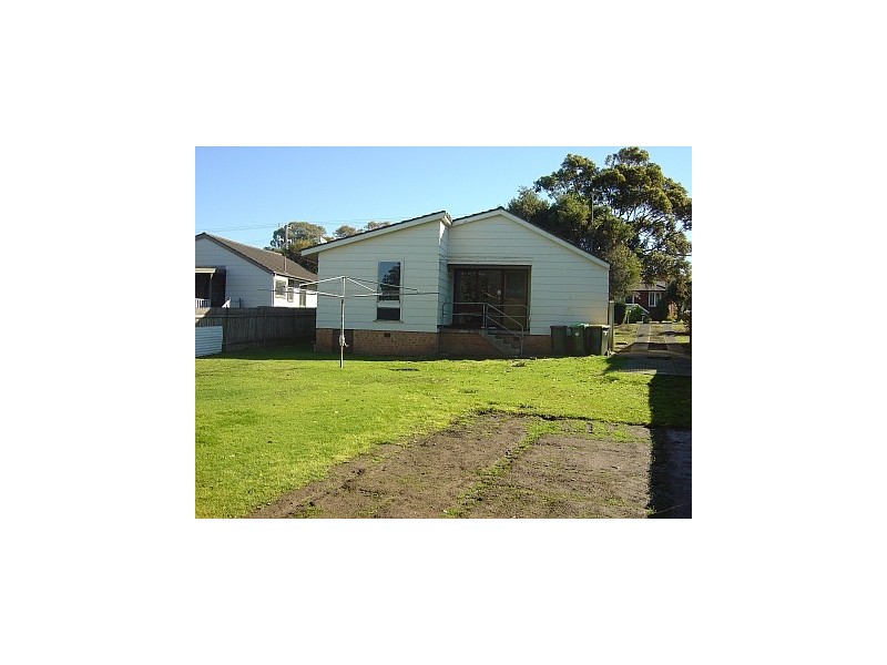 49 Leawarra Avenue, Barrack Heights NSW 2528
