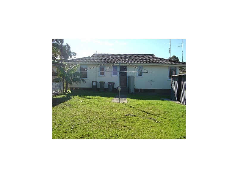 55 Roberts Avenue, Barrack Heights NSW 2528