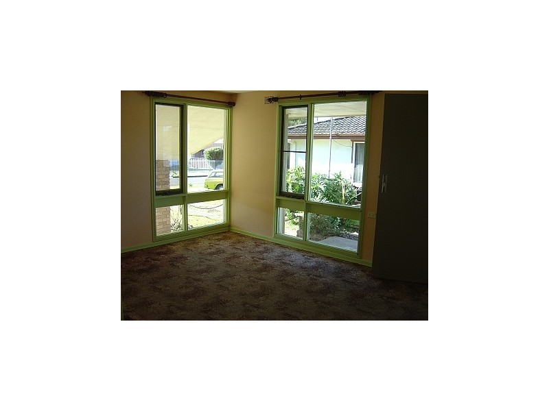 55 Roberts Avenue, Barrack Heights NSW 2528