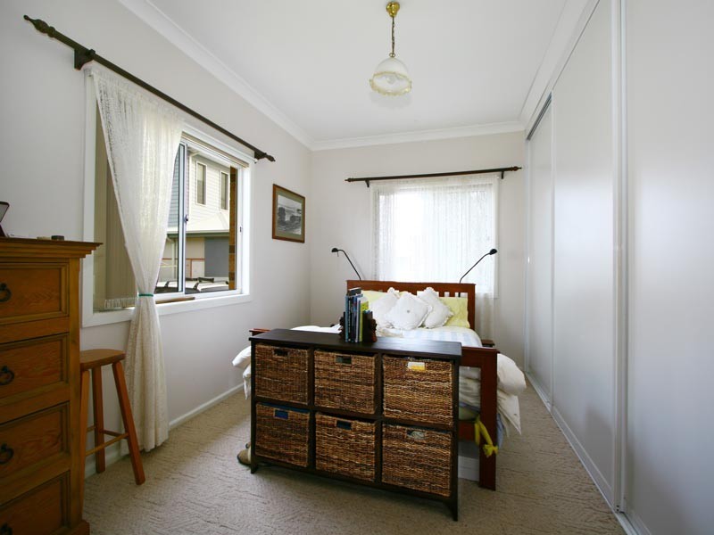 130 Osborne Parade, Warilla NSW 2528
