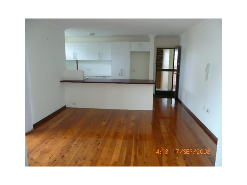 12/235 Lawrence Hargrave Drive, Thirroul NSW 2515