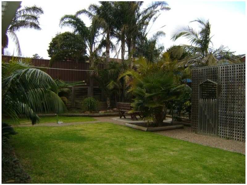 16 Pioneer Drive, Blackbutt NSW 2529