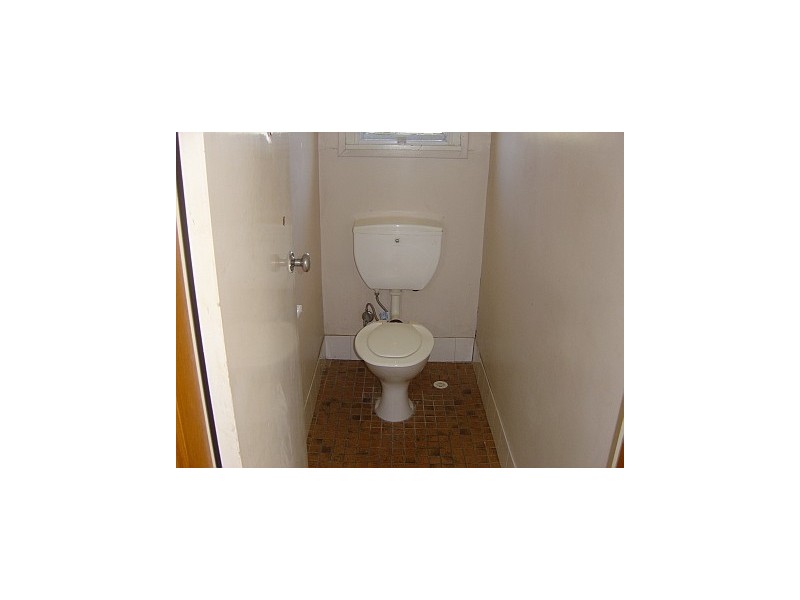 152 Lake Entrance Road, Warilla NSW 2528