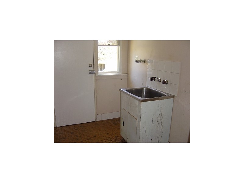 152 Lake Entrance Road, Warilla NSW 2528