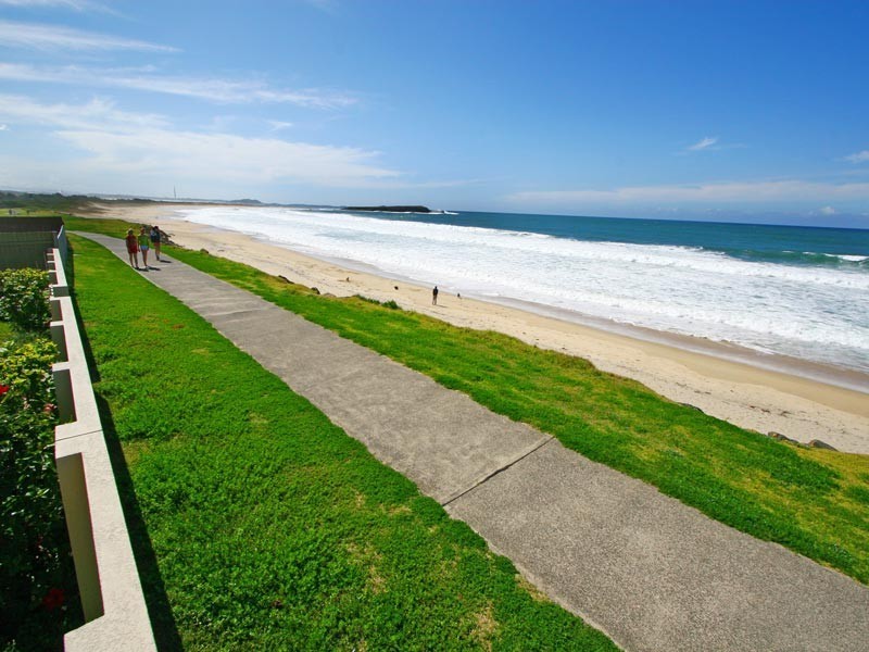 23 Little Lake Crescent, Warilla NSW 2528