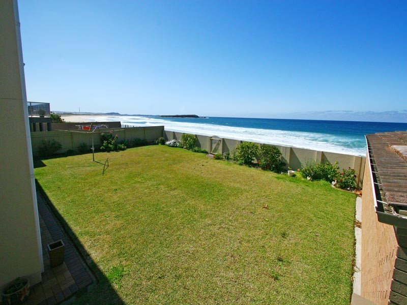 23 Little Lake Crescent, Warilla NSW 2528