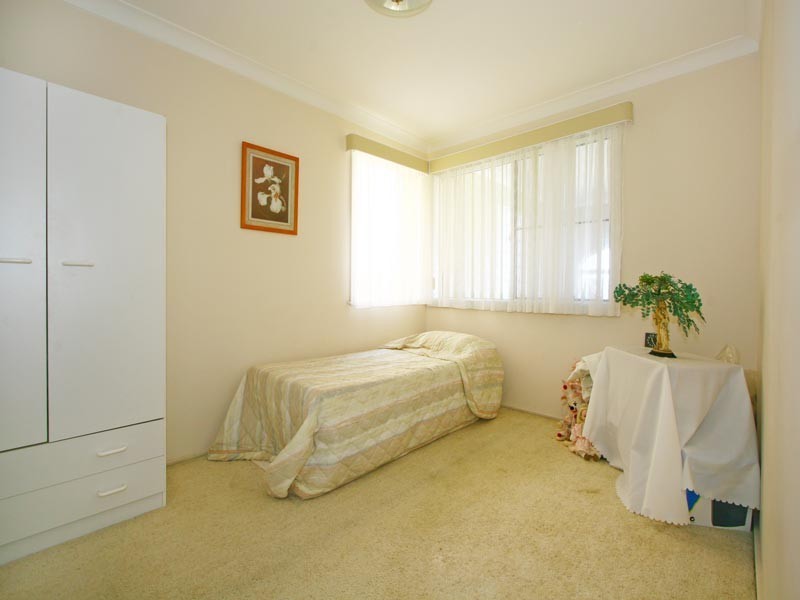 23 Little Lake Crescent, Warilla NSW 2528