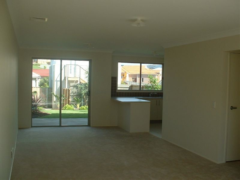 37 Lakewood Boulevard, Flinders NSW 2529