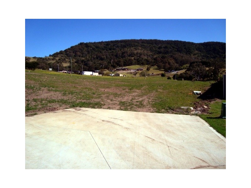 26 Cascade Circuit, Albion Park NSW 2527