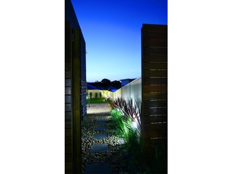 4 Makaha Way, Shell Cove NSW 2529