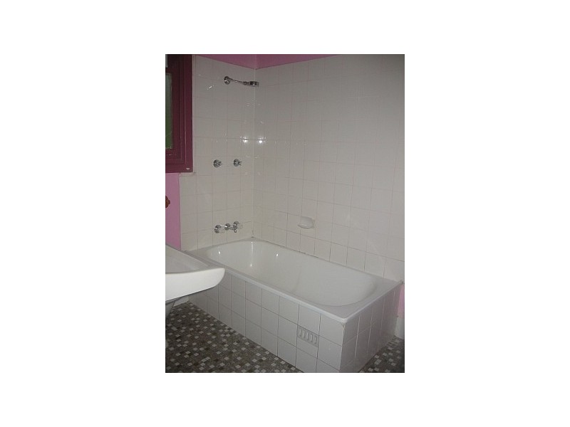 26 Derby Street, Berkeley NSW 2506