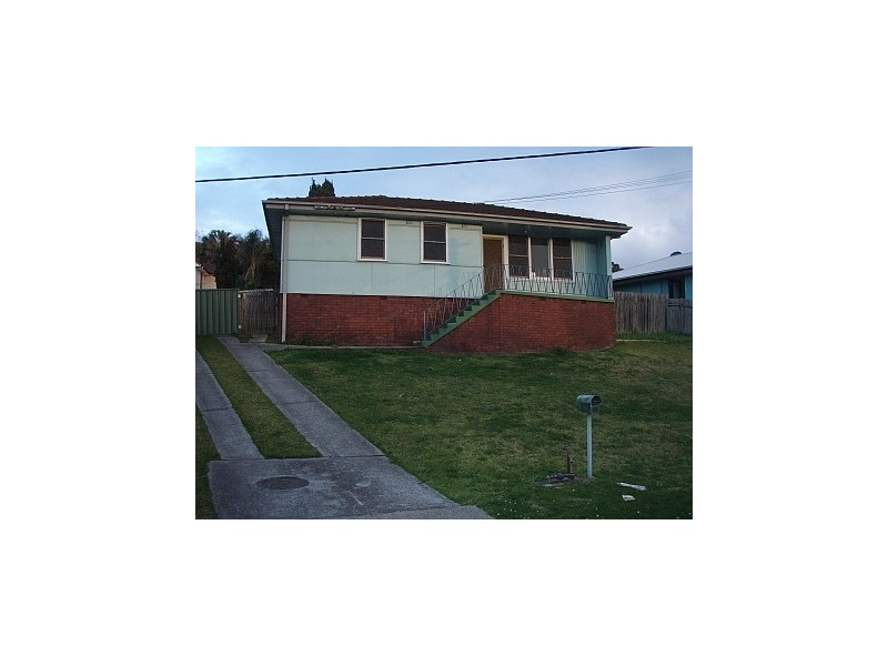13 Goolana Street, Berkeley NSW 2506