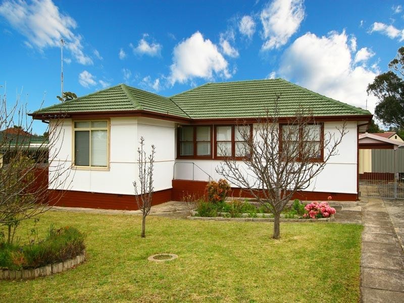 46 Fleetwood Crescent, Warilla NSW 2528