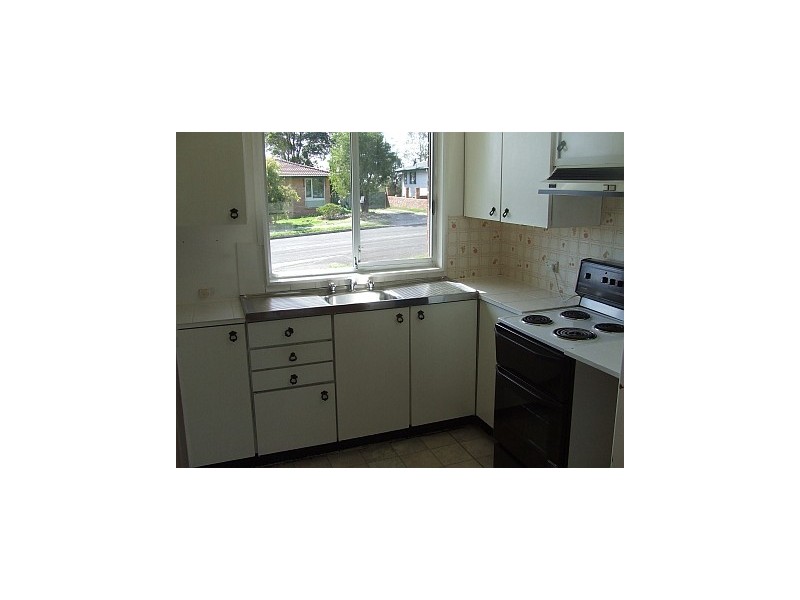 213 Wyndarra Way, Koonawarra NSW 2530