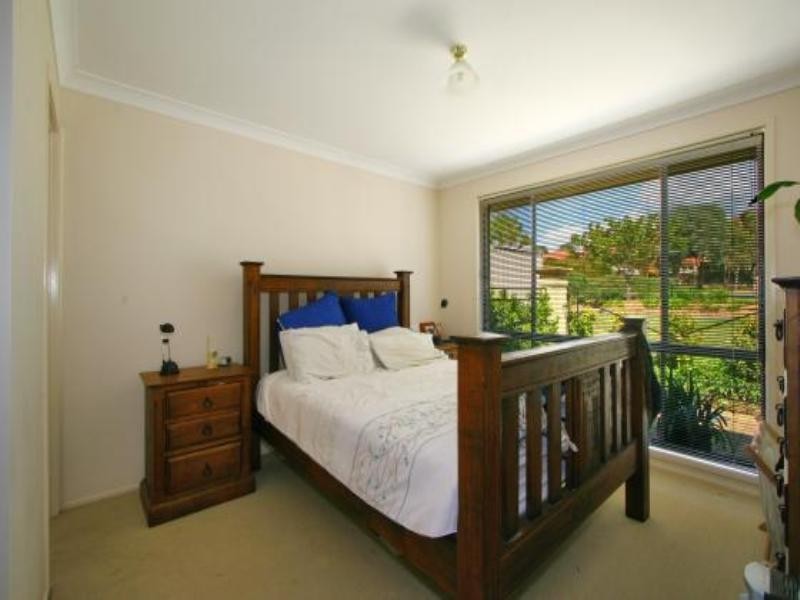 24 Siska Circuit, Shell Cove NSW 2529