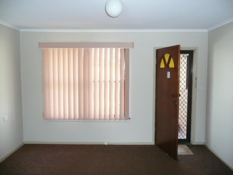 52 Lake Entrance Road, Warilla NSW 2528