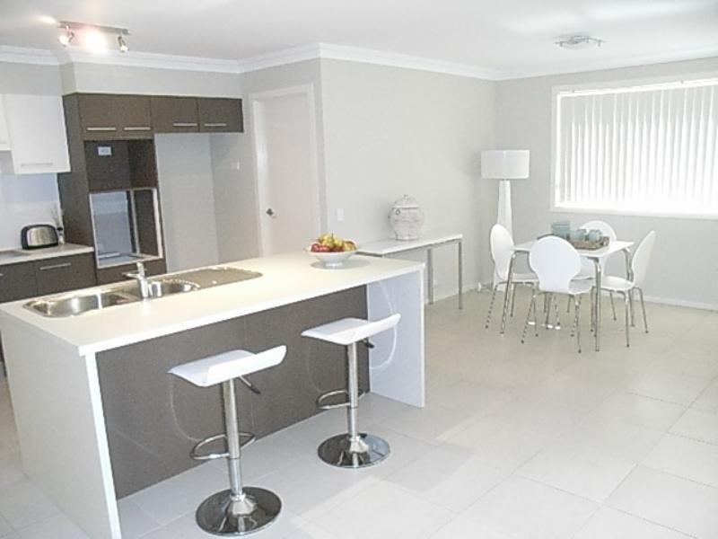 4 Atchison Street, Flinders NSW 2529