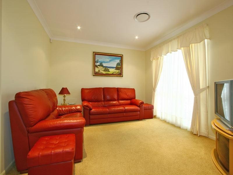 16 Lakewood Boulevard, Flinders NSW 2529