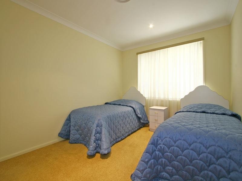 16 Lakewood Boulevard, Flinders NSW 2529