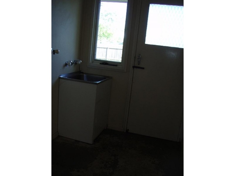 57 Roberts Avenue, Barrack Heights NSW 2528