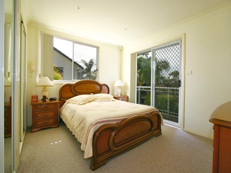 2/24 Wentworth Street, Shellharbour NSW 2529