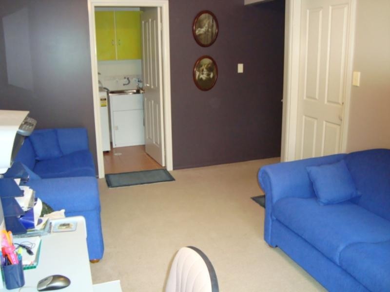 4/4 Panbula Place, Flinders NSW 2529